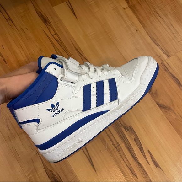 Adidas Forum Mid Shoes - Picture 1 of 4